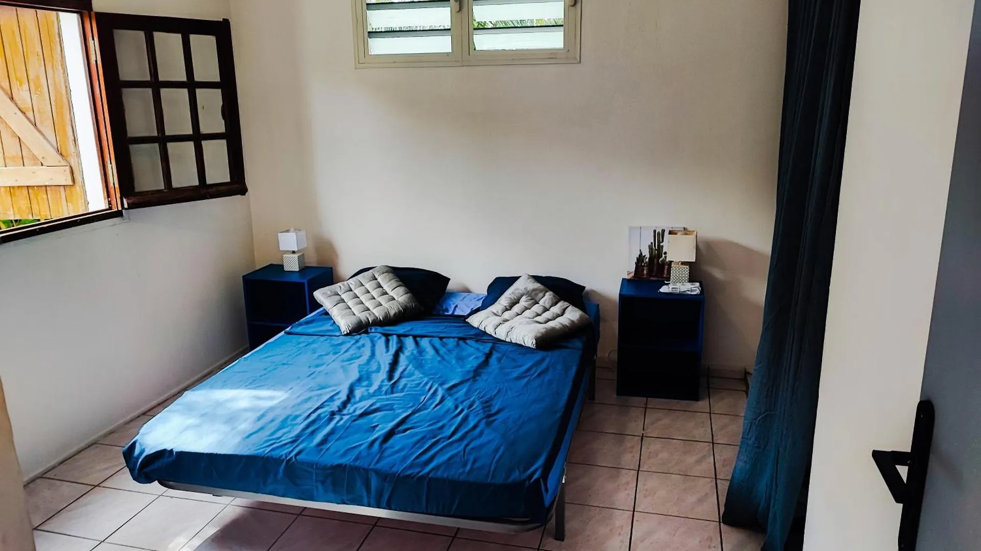 Maison Familiale Jeanne Le Moule Location Saisonniere 4 - 7 Pers Guadeloupe