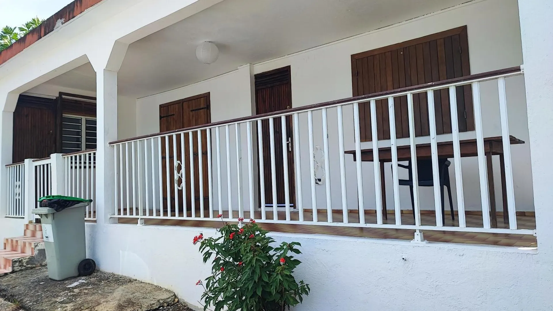 Holiday home Maison Familiale Jeanne Le Moule Location Saisonniere 4 - 7 Pers